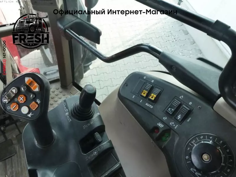 Колесный трактор Case IH CVX 175