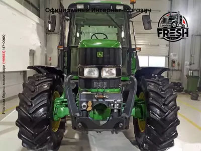 Колесный трактор John Deere 6320
