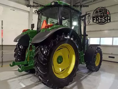 Колесный трактор John Deere 6320