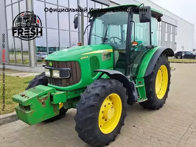 Колесный трактор John Deere 5090M