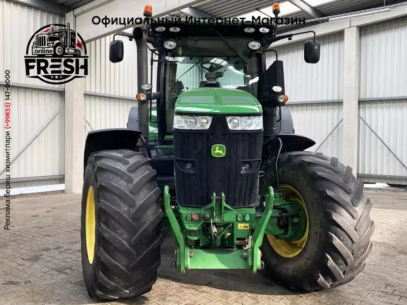 Колесный трактор John Deere 7260R
