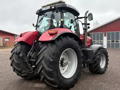 Колесный трактор Case IH Cvx 185 Puma