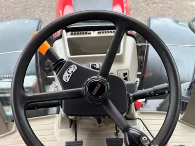 Колесный трактор Case IH Cvx 185 Puma