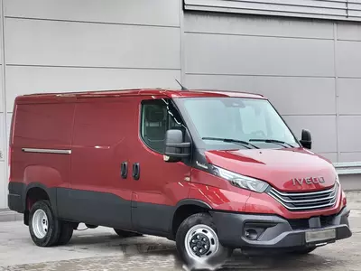 Iveco Daily 35C21 furgoni.