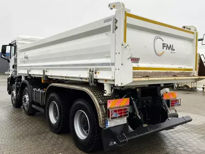 Самосвал MAN TGS 35.440 8X4 FML W3H