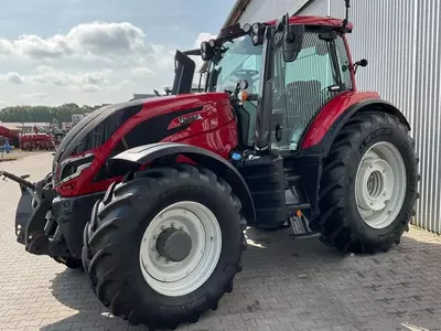 Колесный трактор Valtra T 235 A
