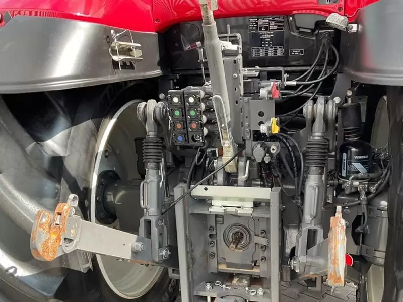 Колесный трактор Valtra T 235 A