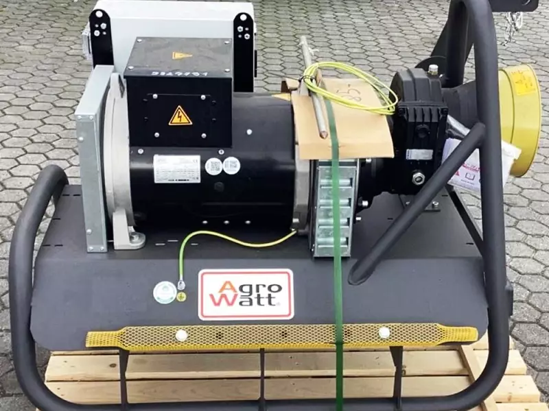 Новый генератор тракторный AgroWatt AWB4-40X-H ZAPFWELLENGENERATOR