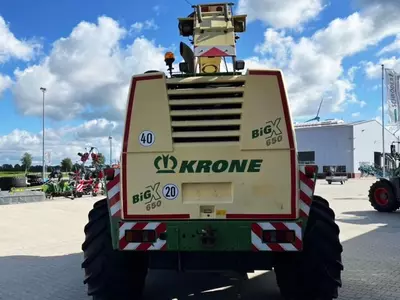 Кормоуборочный комбайн Krone BIG X 650