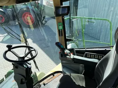 Кормоуборочный комбайн Krone BIG X 650