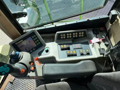 Кормоуборочный комбайн Krone BIG X 650