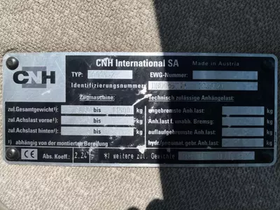 Колесный трактор Case IH CVX 1155.