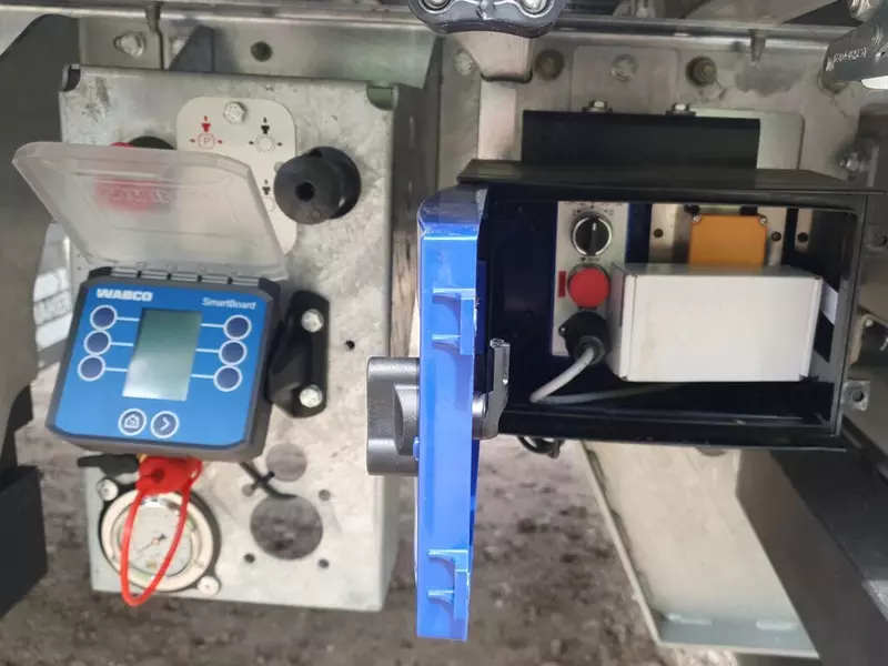 Kraker Walking Floor yarim tirkamasi.