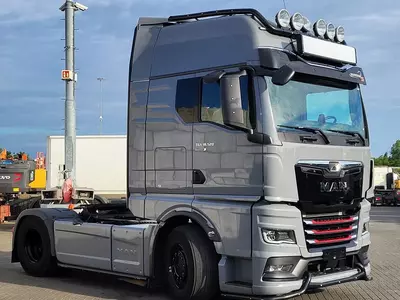Тягач MAN TGX 18.520 4X2.