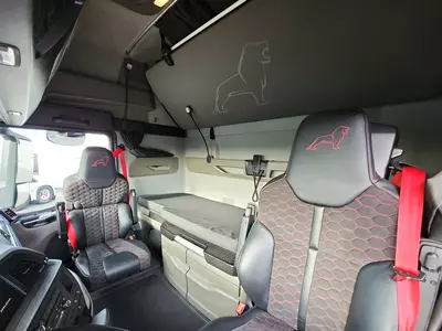 Тягач MAN TGX 18.520 4X2.