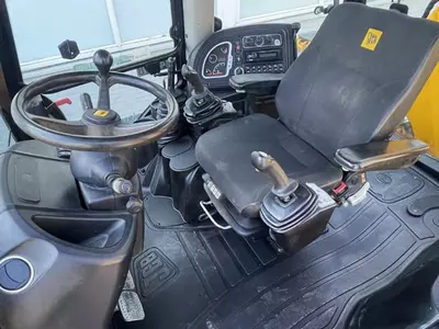 Экскаватор-погрузчик JCB 4 CX 3680 H 2015 Airco Bucket Set + Ripper