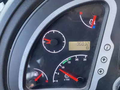 Экскаватор-погрузчик JCB 4 CX 3680 H 2015 Airco Bucket Set + Ripper