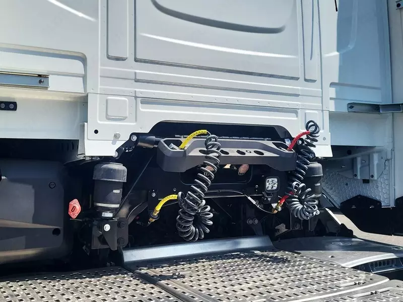 DAF XG 480 4x2 tortuvchi.