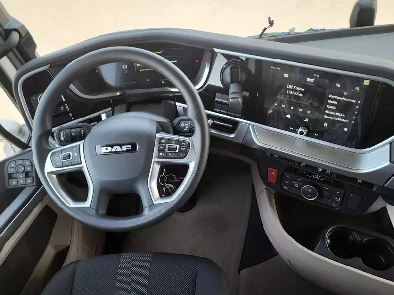 DAF XG 480 4x2 tortuvchi.