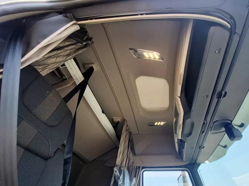 DAF XG 480 4x2 tortuvchi.