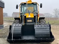 Экскаватор-погрузчик JCB 4CX