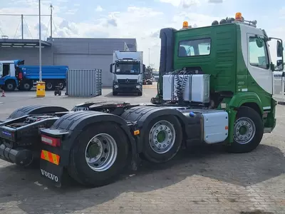 Тягач Volvo FMX 460 4X2.