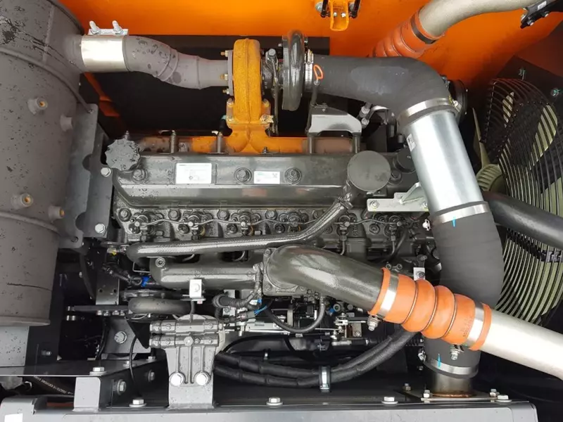 Колесный экскаватор Doosan DX210WA