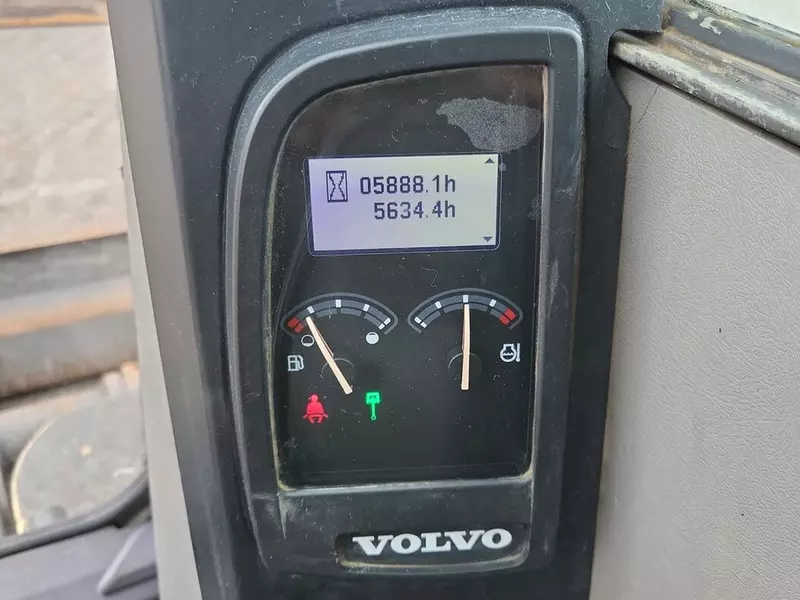 Мини-экскаватор Volvo ECR88 D