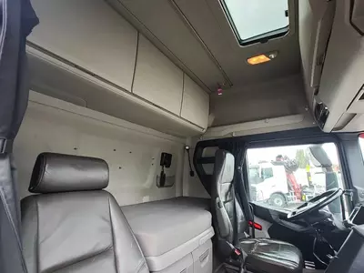 Тягач Scania R450 4X2