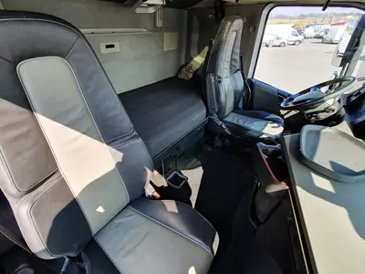 Тягач Volvo FH 500 4X2.