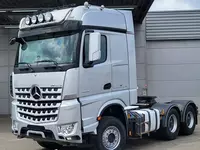 Тягач Mercedes Arocs 3363 6X4.