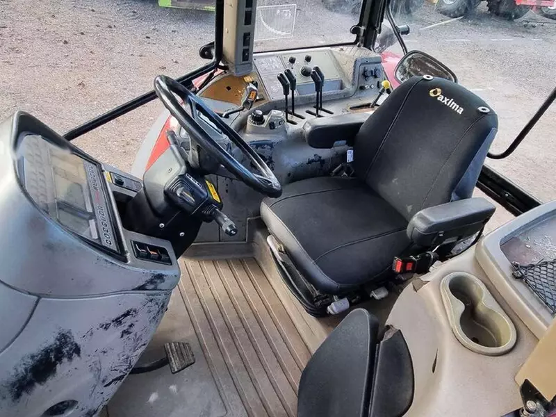 Колесный трактор Case IH MXM140.