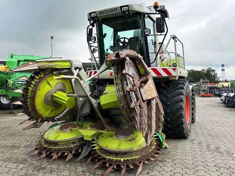 Claas Jaguar 850 Profistar yem maydalovchi kombayn