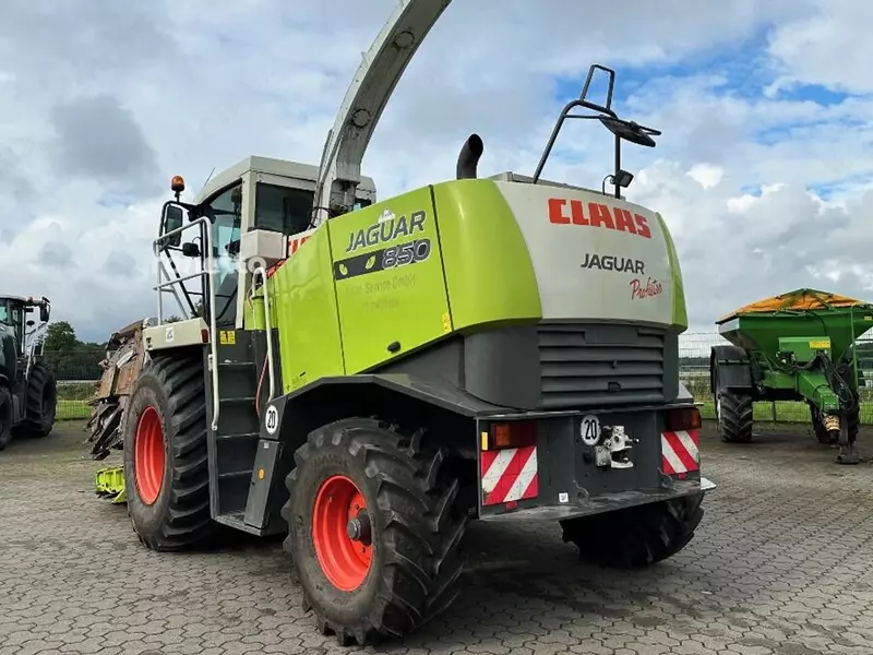 Claas Jaguar 850 Profistar yem maydalovchi kombayn
