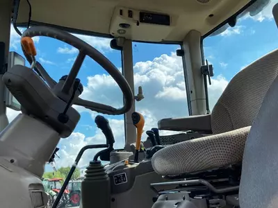 Колесный трактор John Deere 6155M AutoQuad