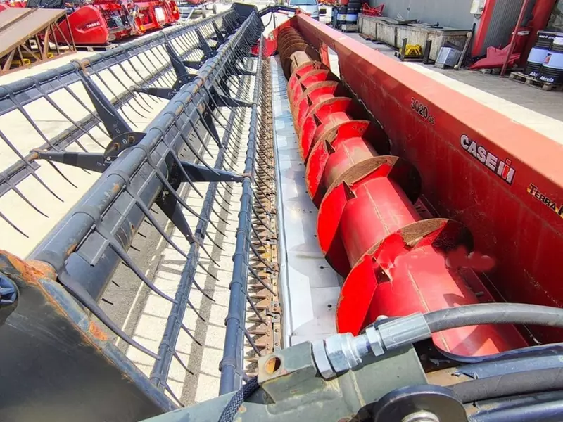 Жатка зерновая Case IH 3020