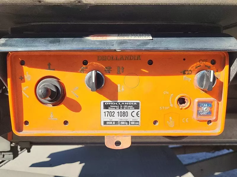 Schmitz sovutgichli yarim tirkama