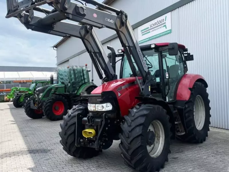 Трактор колесный Case IH MAXXUM 140