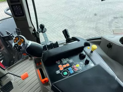 Трактор колесный Case IH PUMA CVX 160