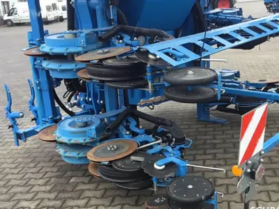 Seyalka to‘g‘ri ekish uchun elektr privodli Lemken AZURIT 9 K 8