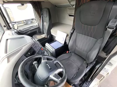 Тягач DAF XF 530 4X2