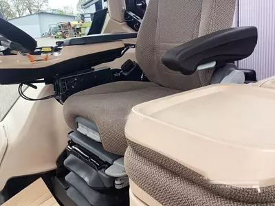 Трактор колесный Case IH PUMA 220 CVX AFS