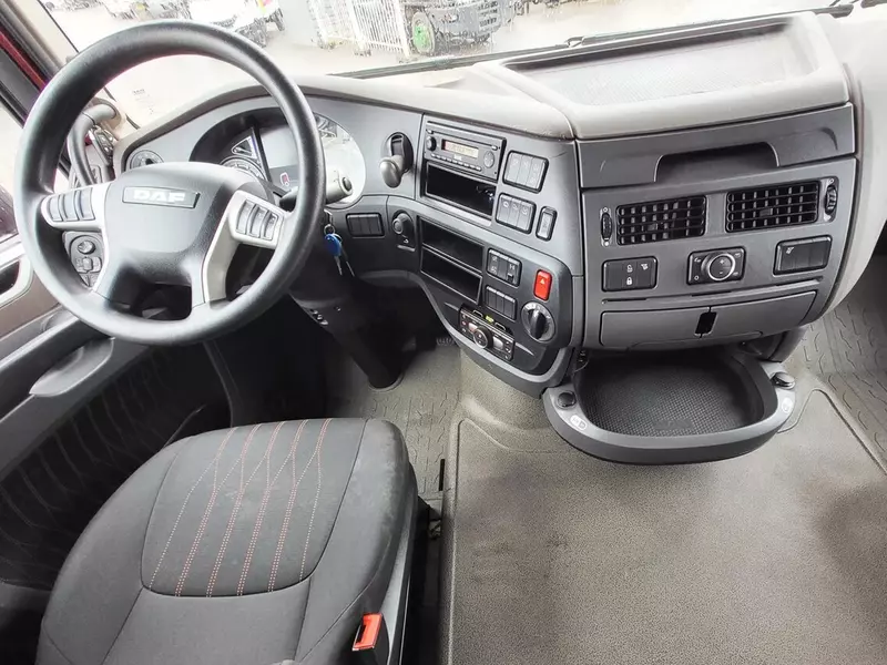 Тягач DAF XF 530 4X2