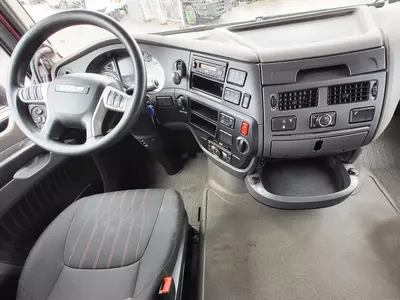 Тягач DAF XF 530 4X2