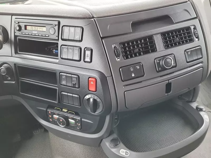 Тягач DAF XF 530 4X2