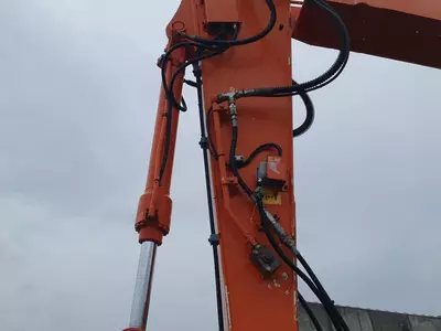 Колесный экскаватор Hitachi ZX140W -3