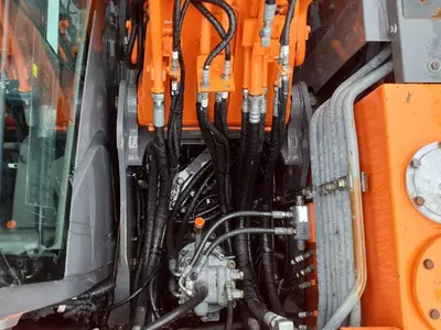 Колесный экскаватор Hitachi ZX140W -3