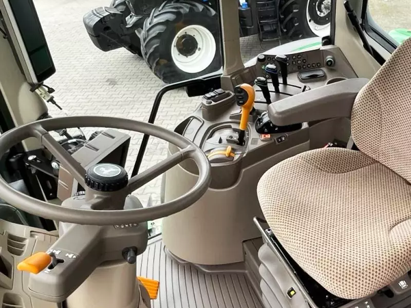 Трактор колесный John Deere 6195 M + STARFIRE 7000