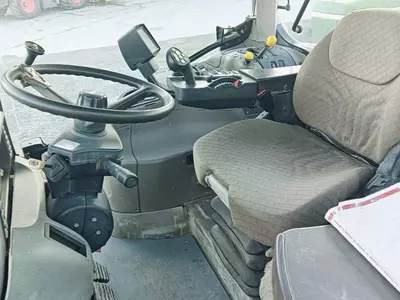 Трактор колесный Case IH Maxxum 140