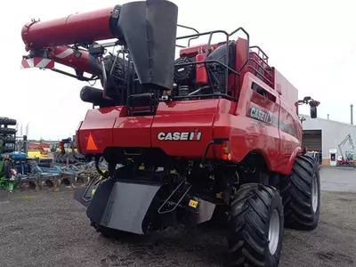 Зерноуборочный комбайн Case IH Axial Flow 9240